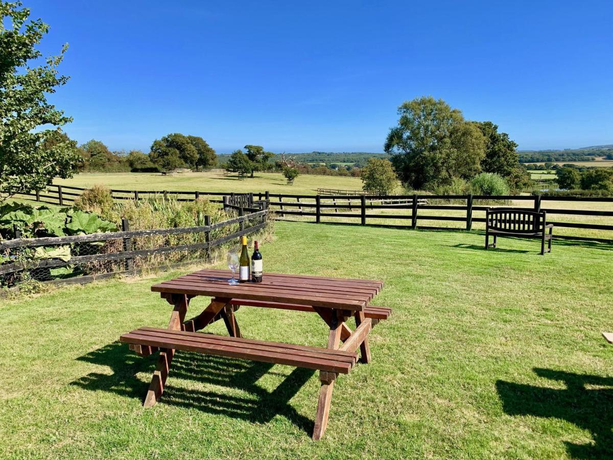 Little Upton Farm Cottages Ryde  Extérieur photo